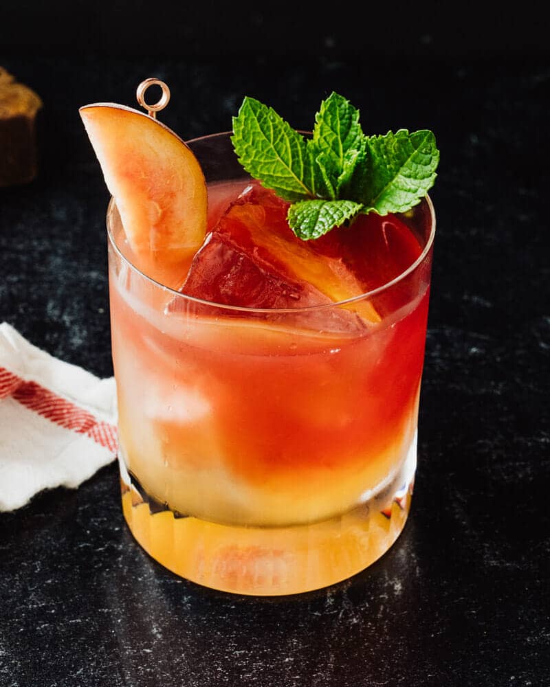 Peach schnapps cocktail