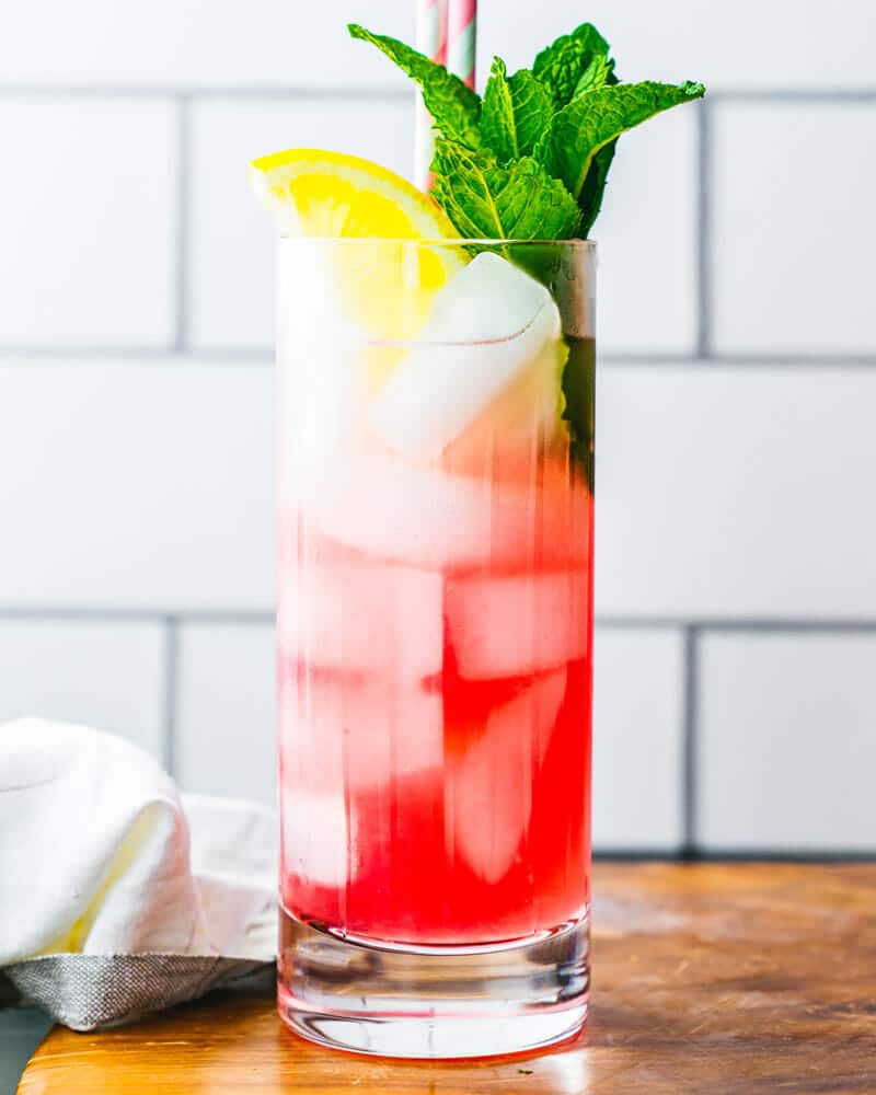 Fresh Pink Lemonade – A Couple Cooks