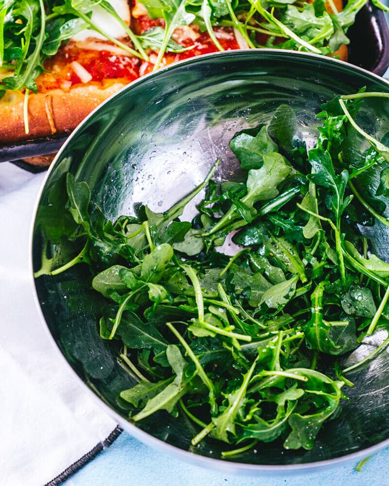 Arugula pizza topping