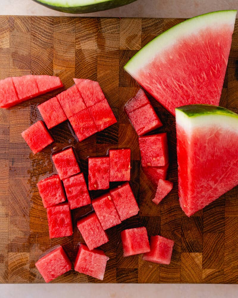 How to cut a watermelon into cubes ?