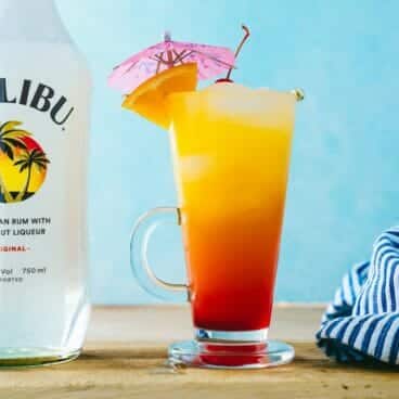 Malibu Sunset (Fruity Malibu Drink Recipe!)