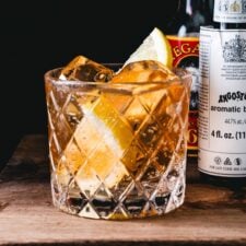 Bitters and Soda-image