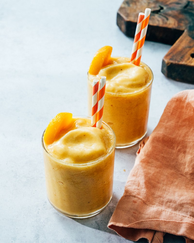 Banana peach smoothie