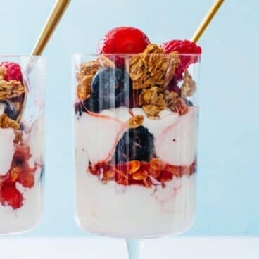 Yogurt parfait