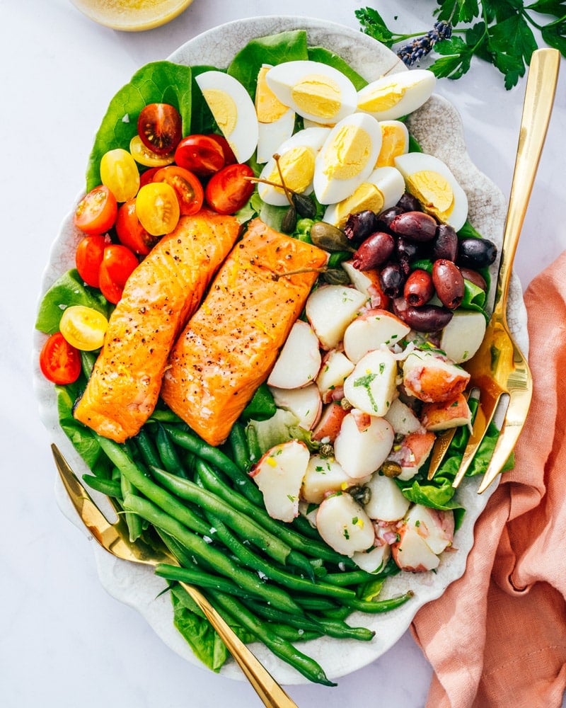 Salmon nicoise salad