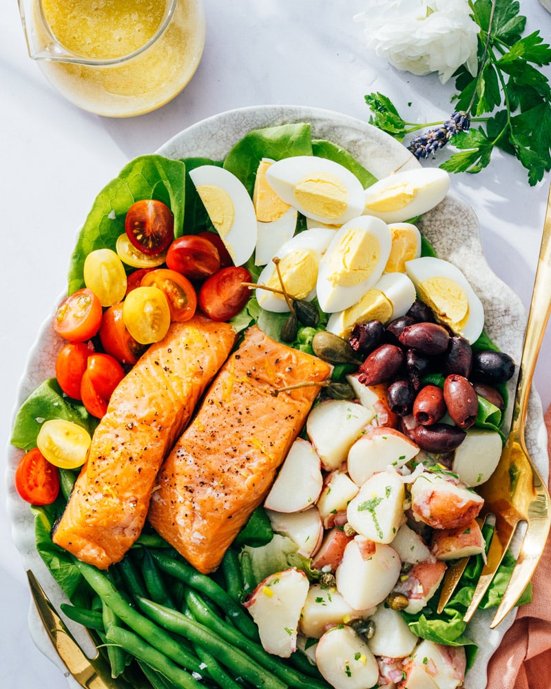 Salmon nicoise salad