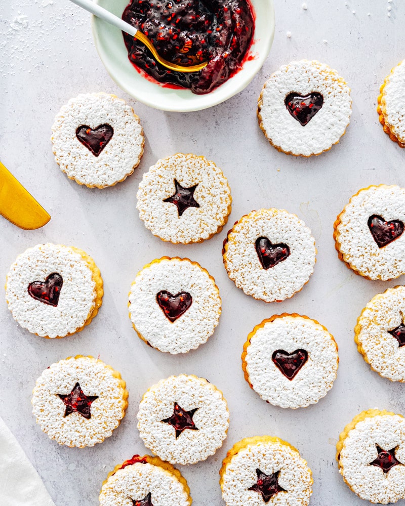 Linzer cookies