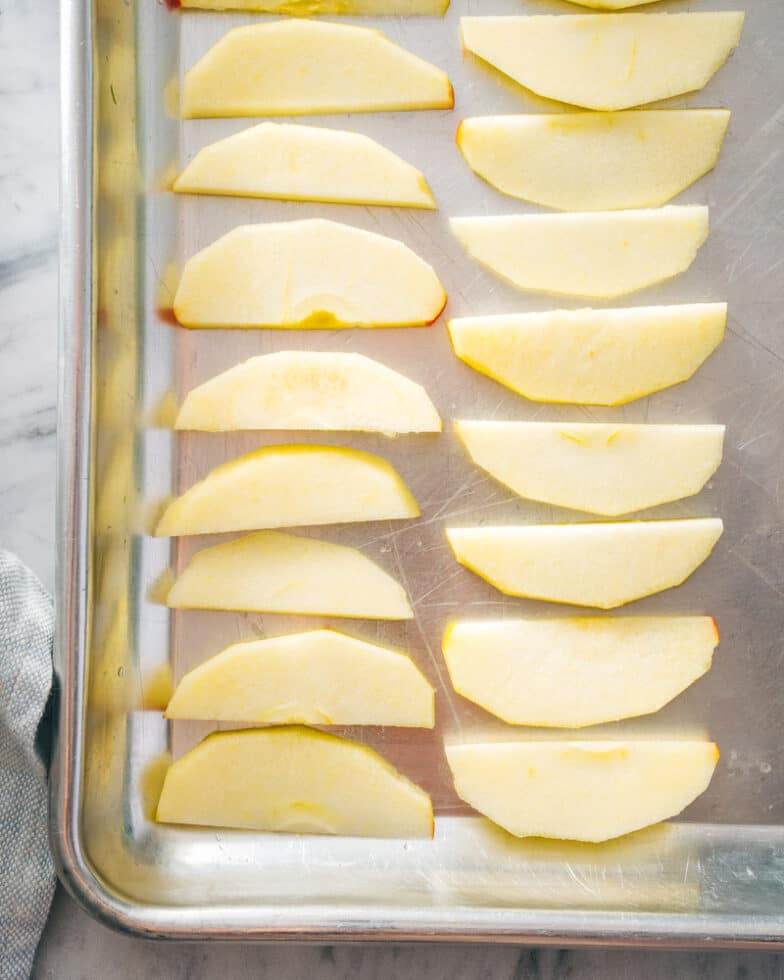 Can You Freeze Apples? A Couple Cooks