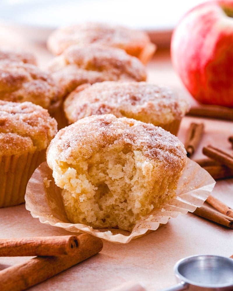 Apple cinnamon muffins