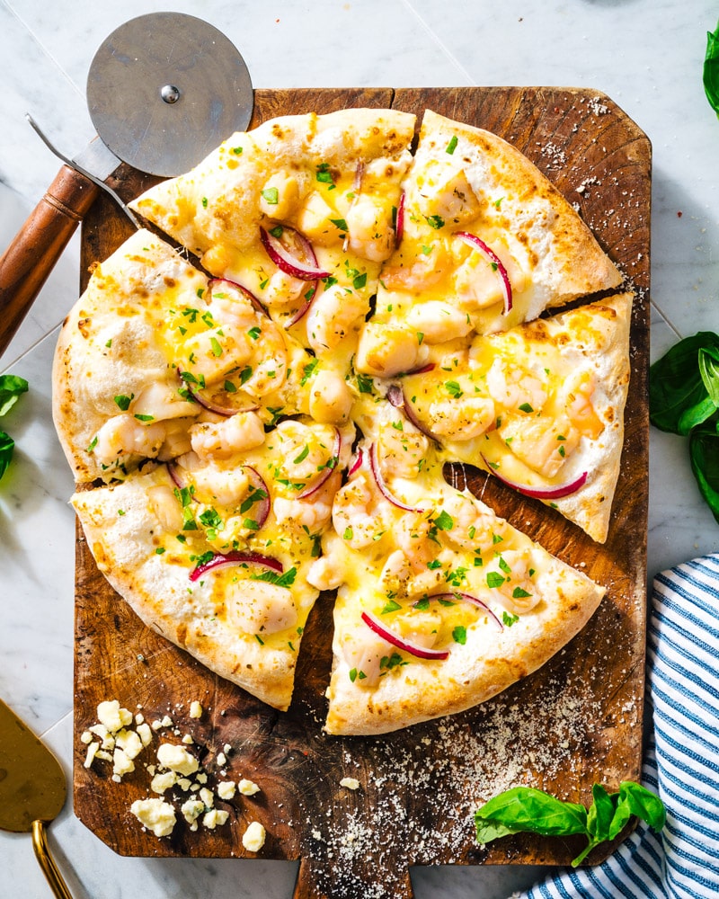 Seafood Pizza