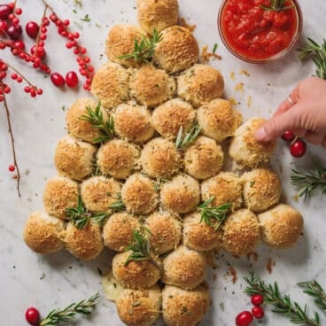 Christmas Tree Pull Apart Bread