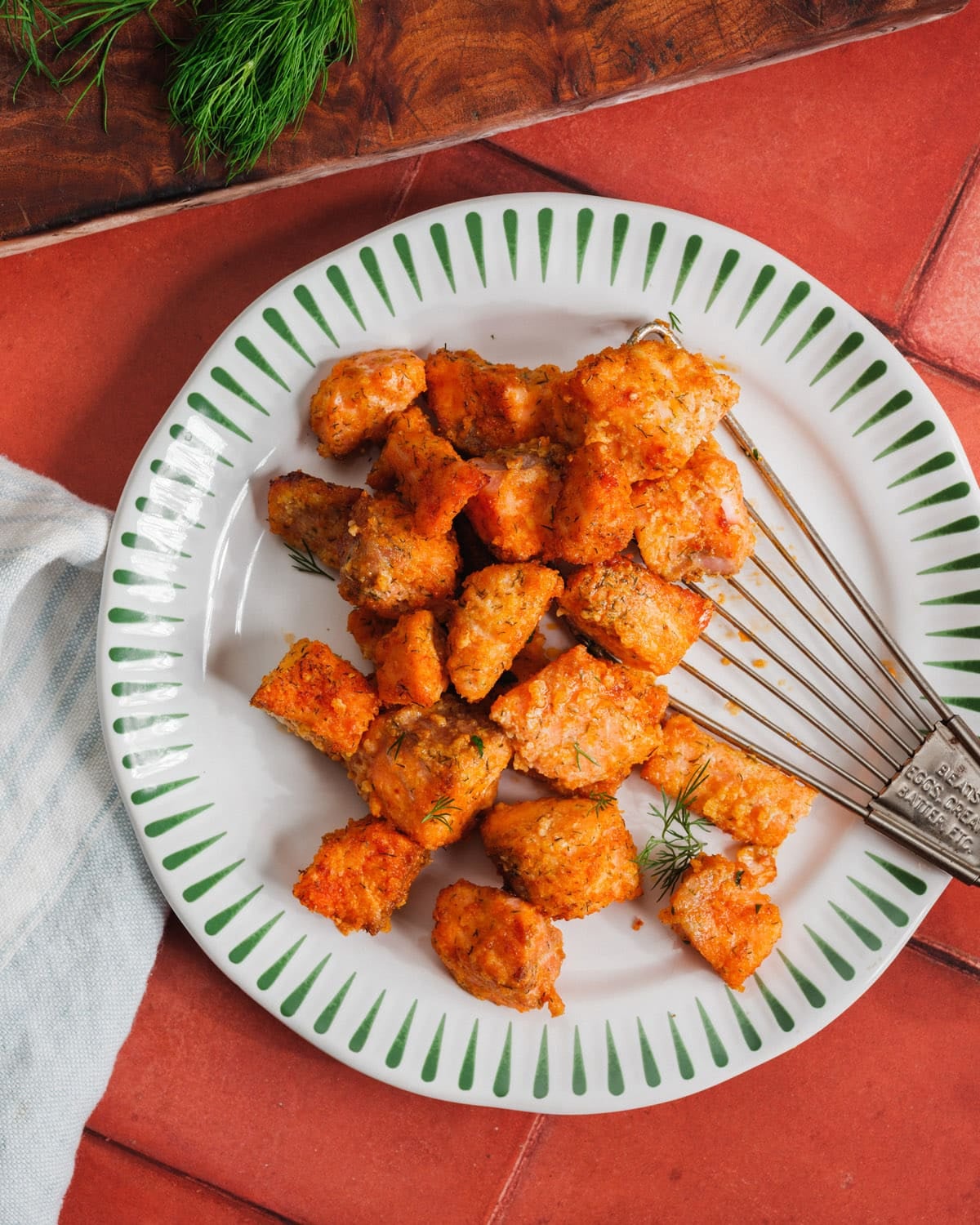 Air Fryer Salmon Bites (Crispy & 10 Minutes!) – A Couple Cooks Air Fryer Salmon Bites (Crispy & 10 Minutes!) – A Couple Cooks