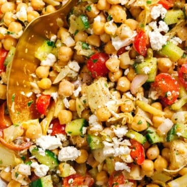 Mediterranean Chickpea Salad
