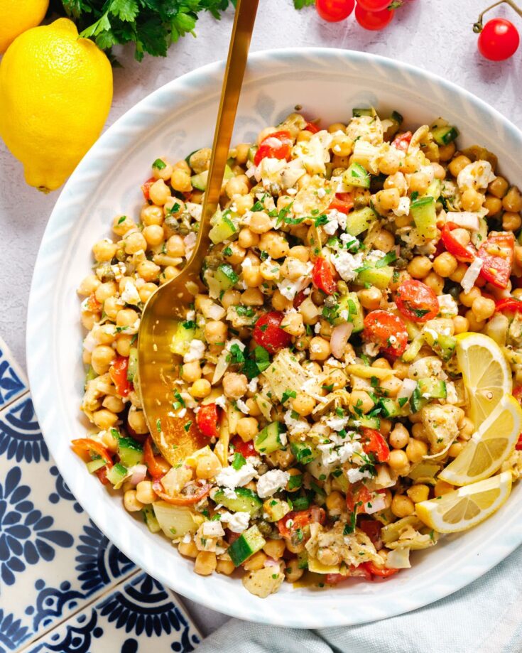 Mediterranean Chickpea Salad